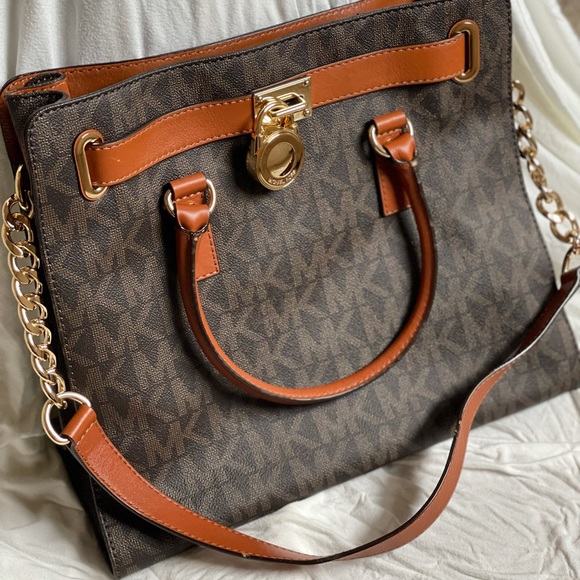 Michael Kors Handbags - Michael Kors Bag